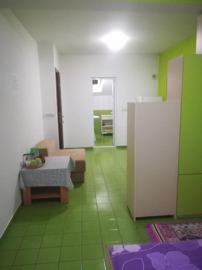 Karoski Apartments & Suites โอครีด ภายนอก รูปภาพ